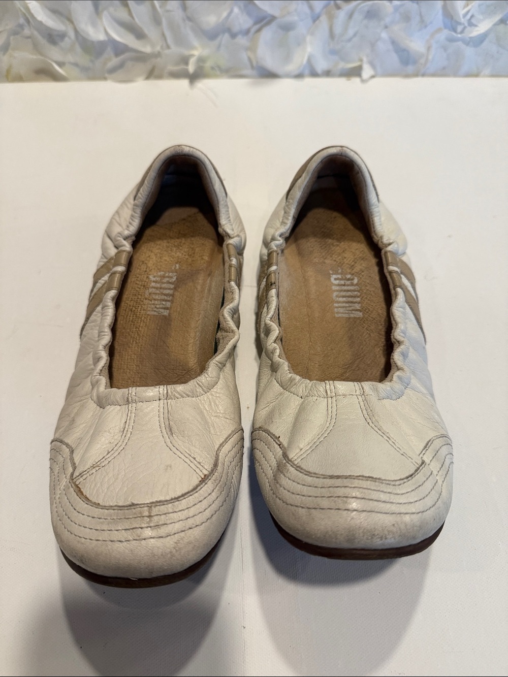 Palladium Women's Cream Leather Ballet Flats